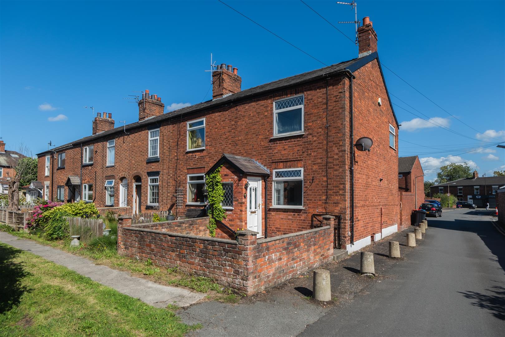 2 bedroom  End Terrace House for Sale in Northwich